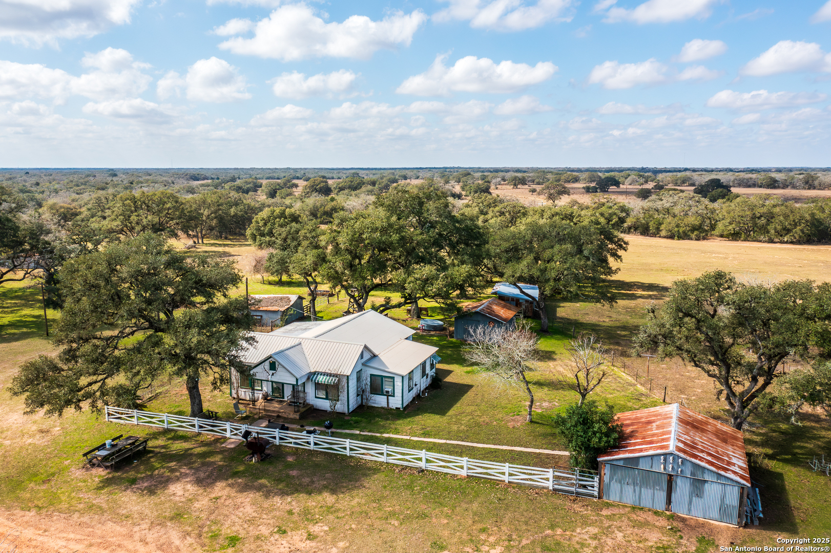 Listing image 4