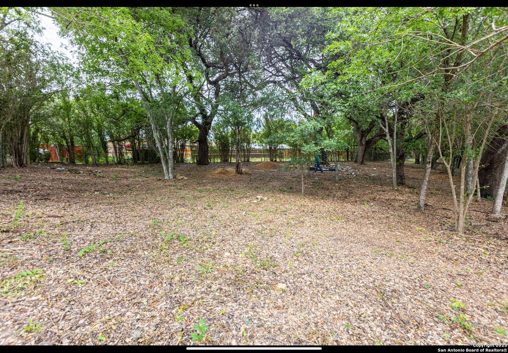 Photo of 999 Pecan Valley Dr, San Antonio, TX 78220 (MLS # 1743944)