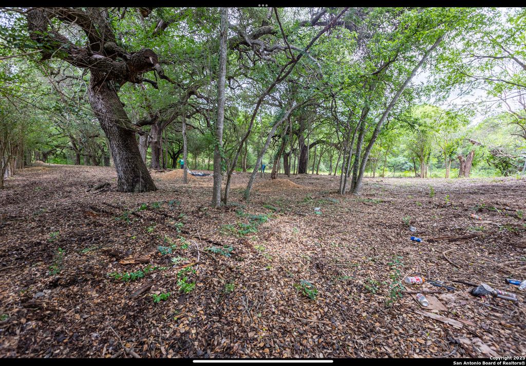 Photo of 999 Pecan Valley Dr, San Antonio, TX 78220 (MLS # 1743944)