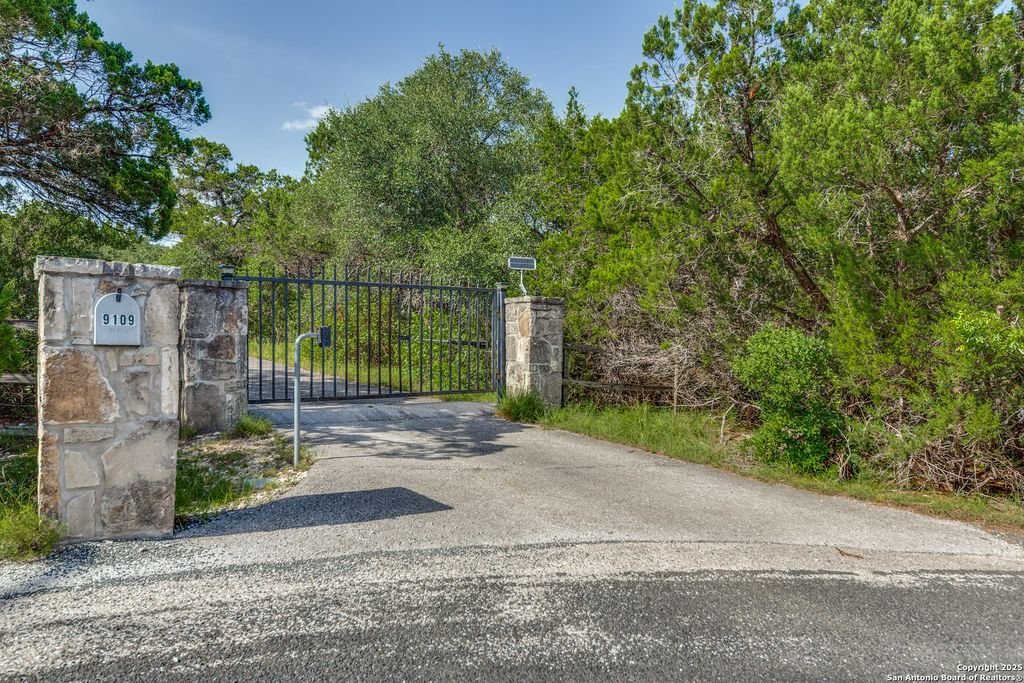 Photo of 9109 Windwick, Boerne, TX 78006 (MLS # 1885155)