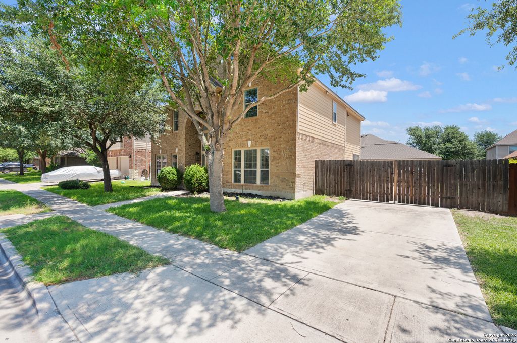 Photo of 3027 Hidden Meadow, Seguin, TX 78155 (MLS # 1915472)