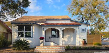 Single Family Residence at 501 W Agarita