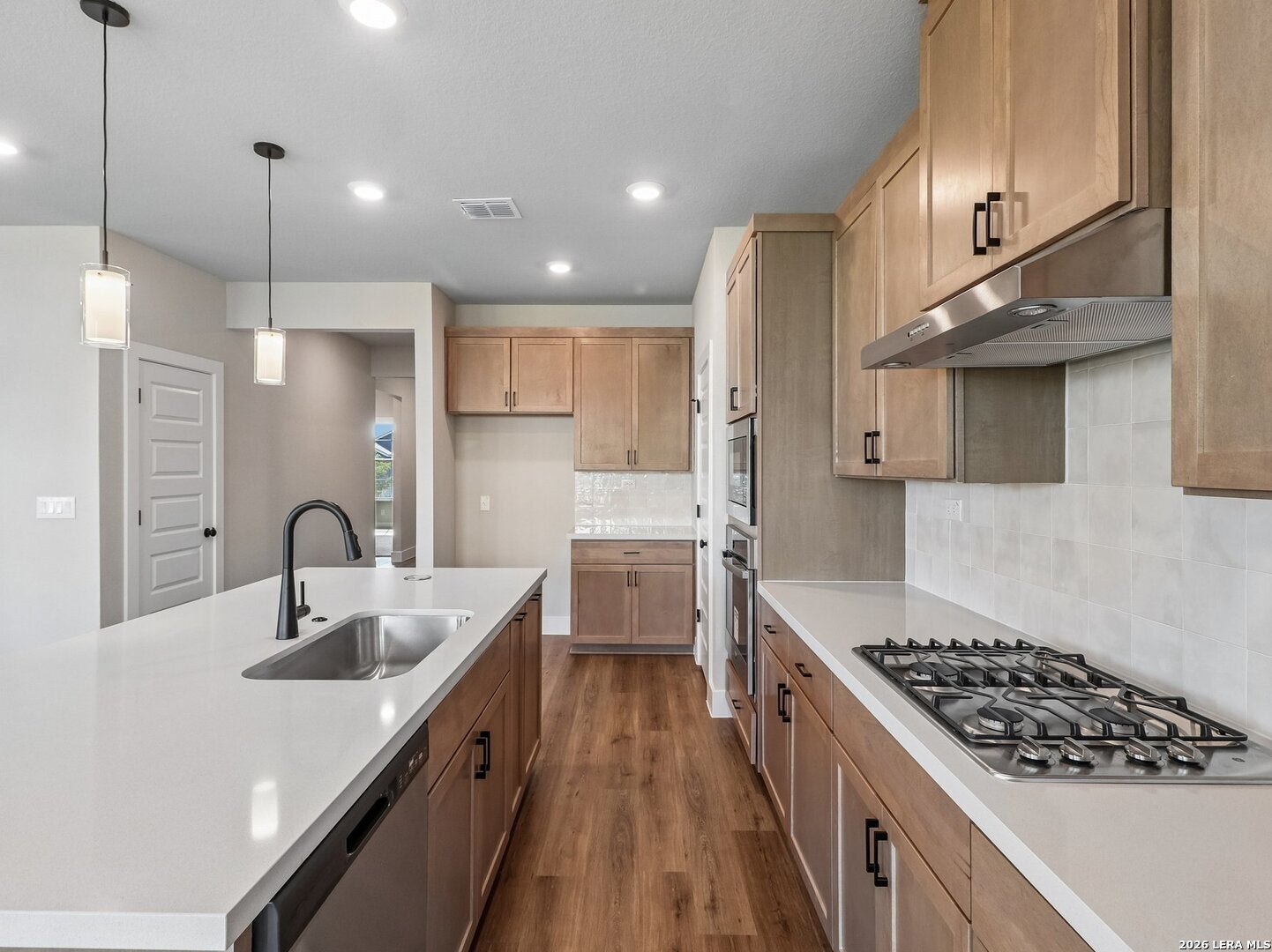 7059 Hayes Horizon