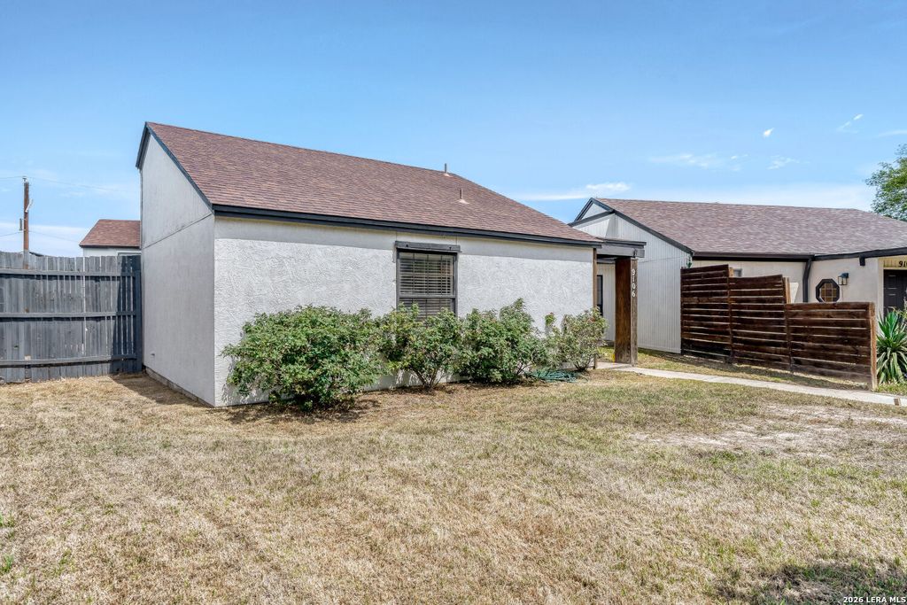 Photo of 9106 windgarden, Windcrest, TX 78239 (MLS # 1956045)