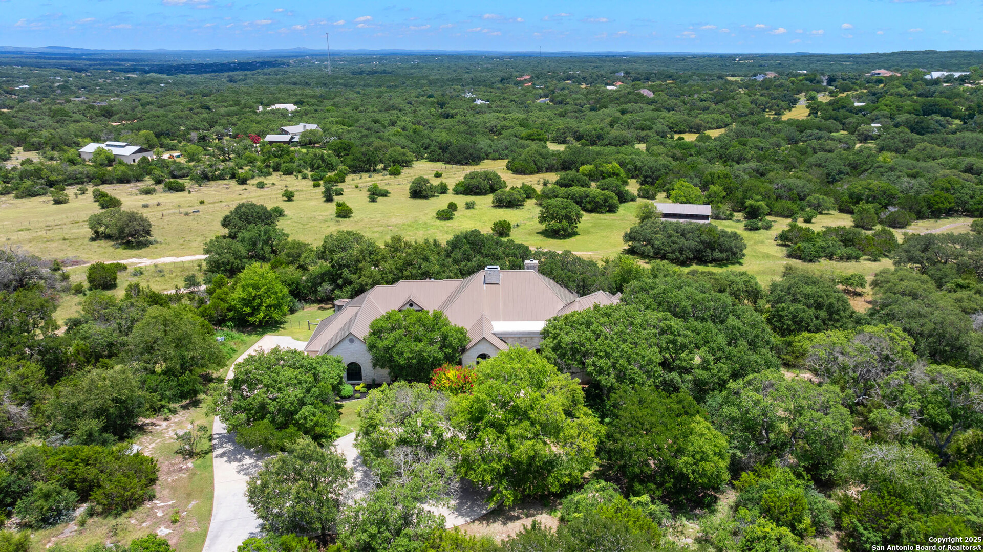 555 CORDILLERA TRACE