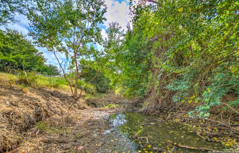 306 Irons Boerne TX 78006