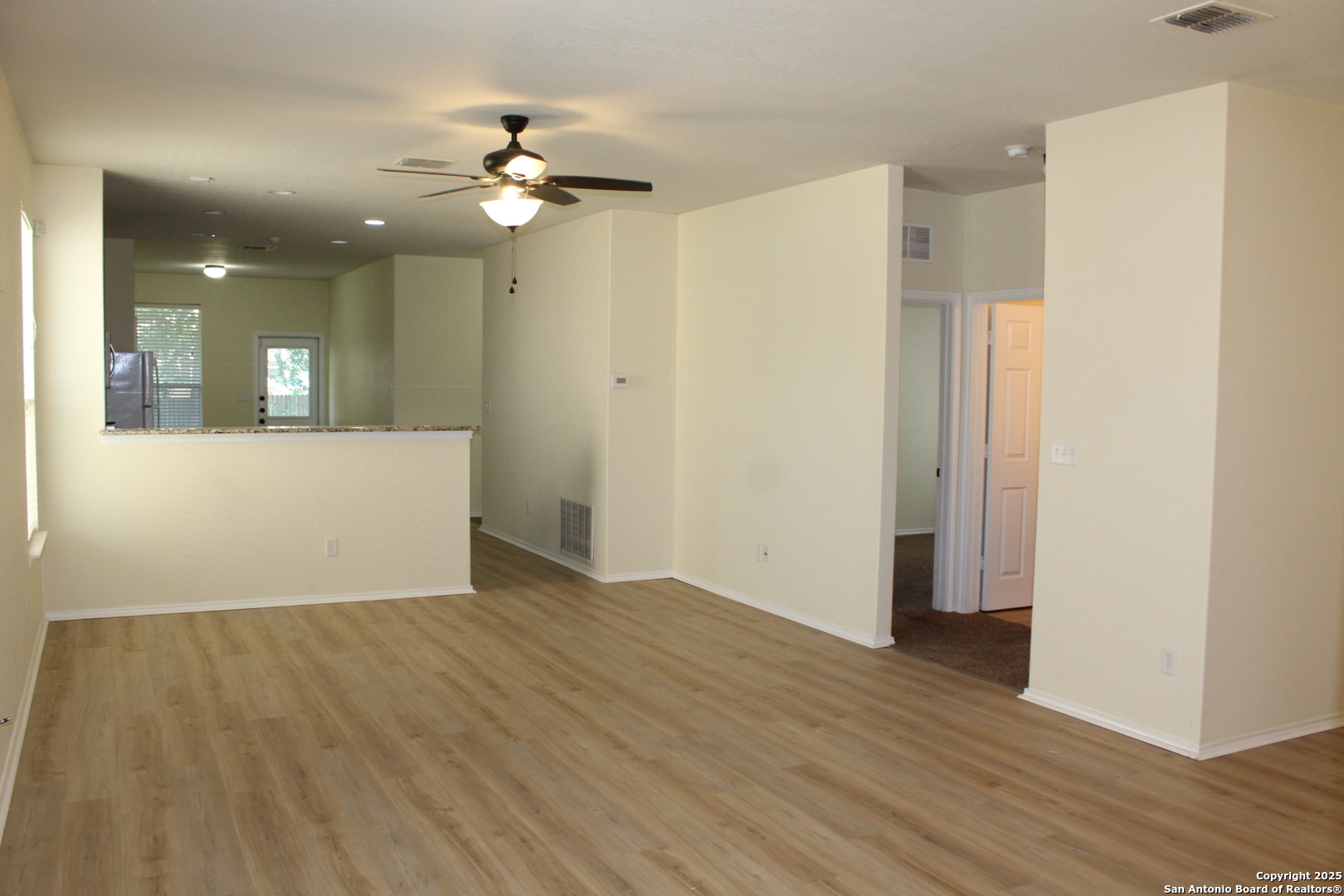 486 Walnut