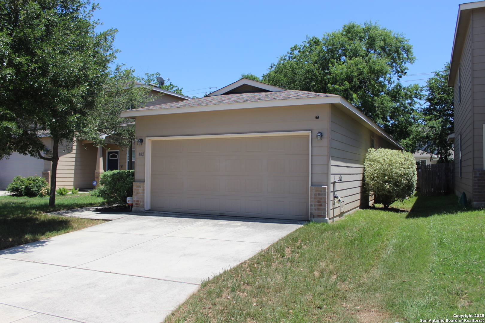 486 Walnut