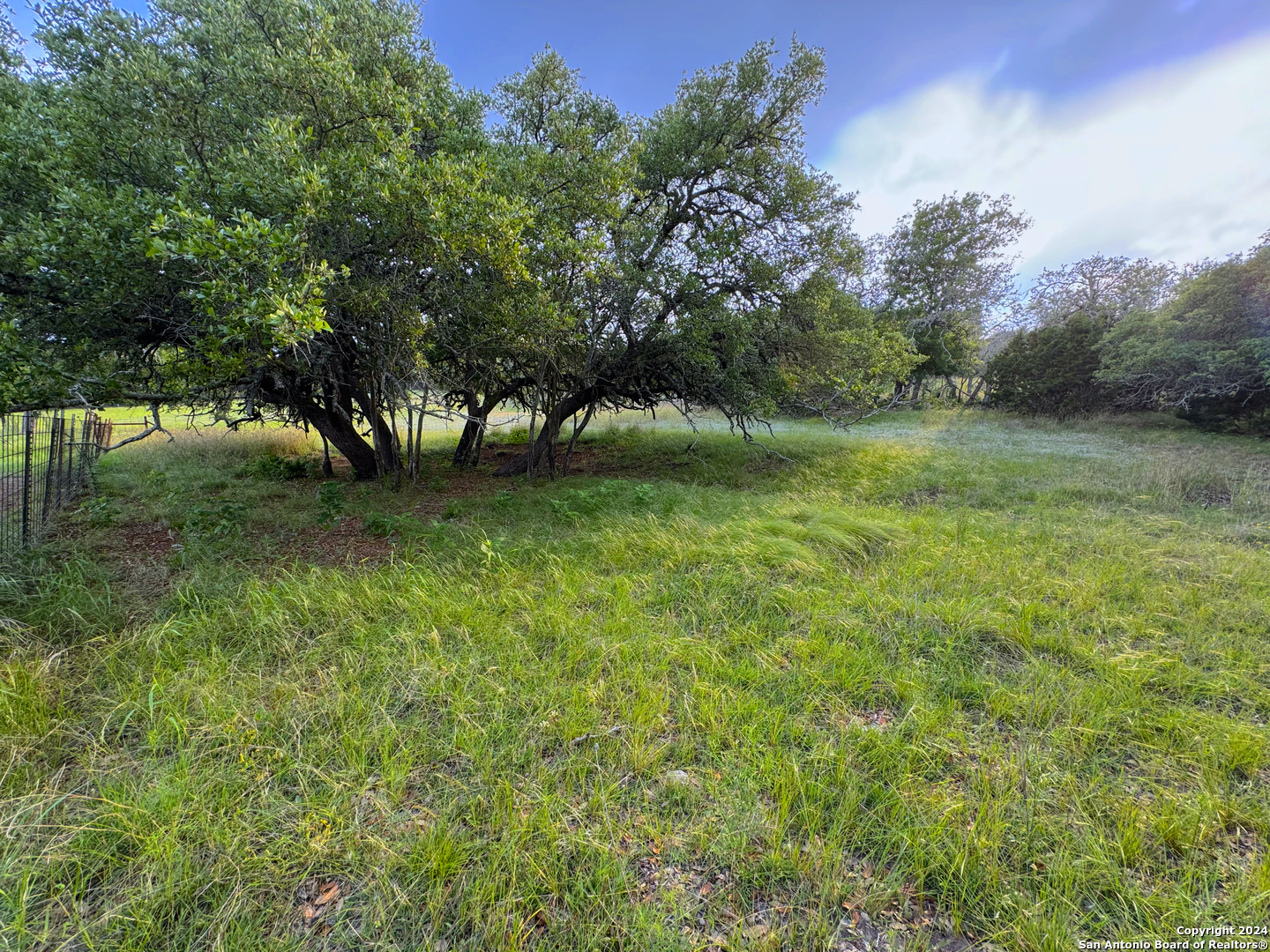 Photo 1 of 13 — 104 Deer Lake, Boerne, TX 78006