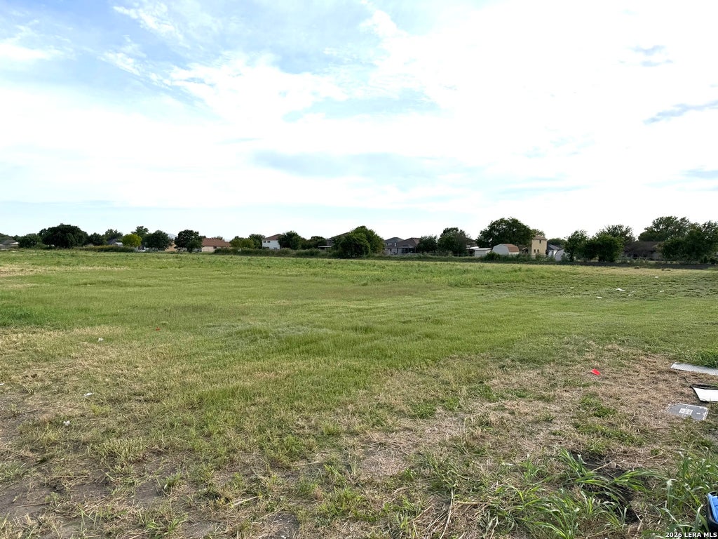 Photo of 210 Double Creek, Seguin, TX 78155 (MLS # 1993819)
