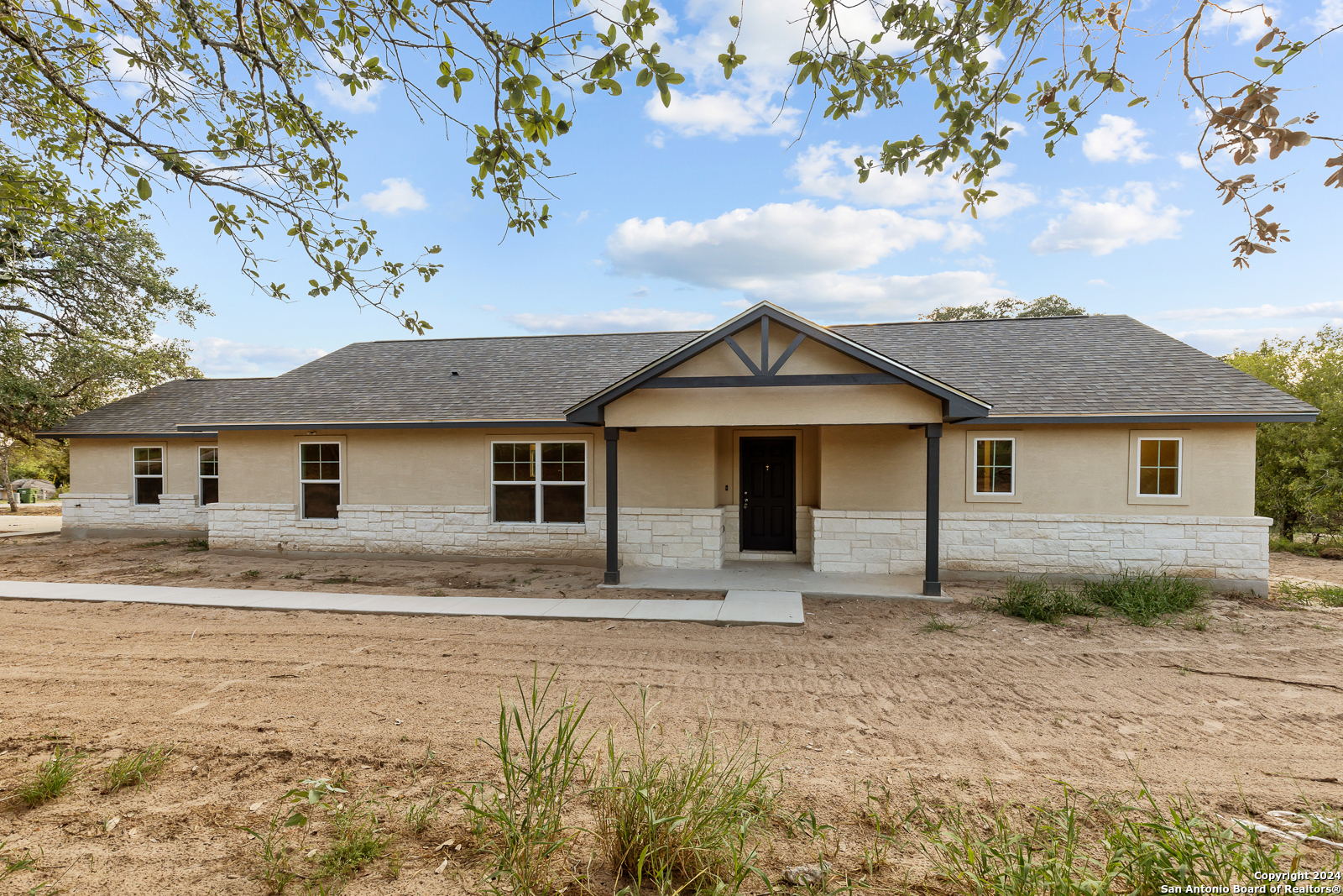 View Poteet, TX 78065 house