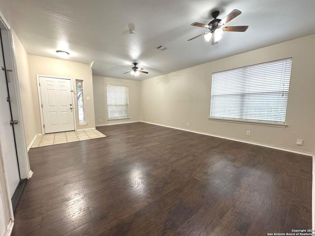 Photo of 10363 Tiger Paw, San Antonio, TX 78251 (MLS # 1920886)