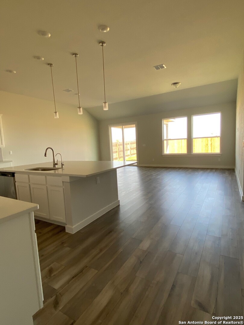 2059 Newforest Peak