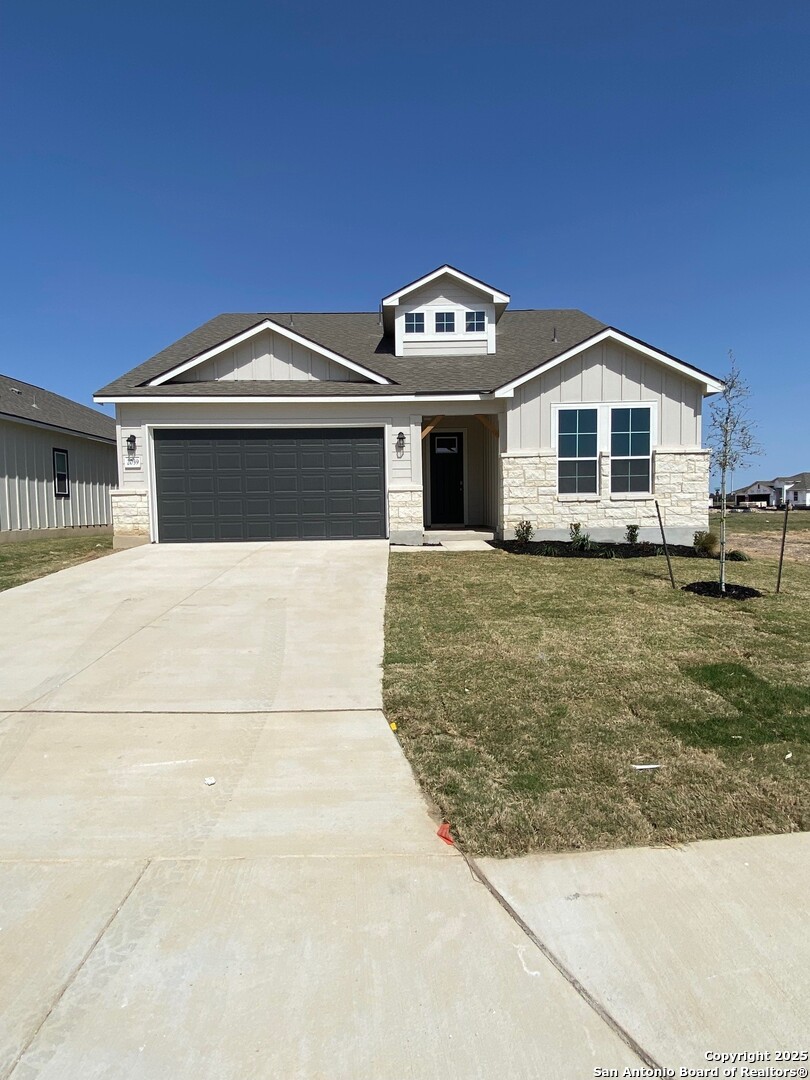 2059 Newforest Peak