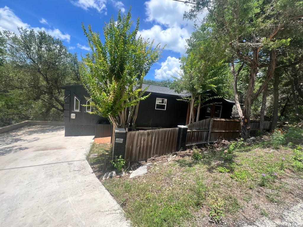 Photo of 1156 Deerwood, Canyon Lake, TX 78133 (MLS # 1952472)