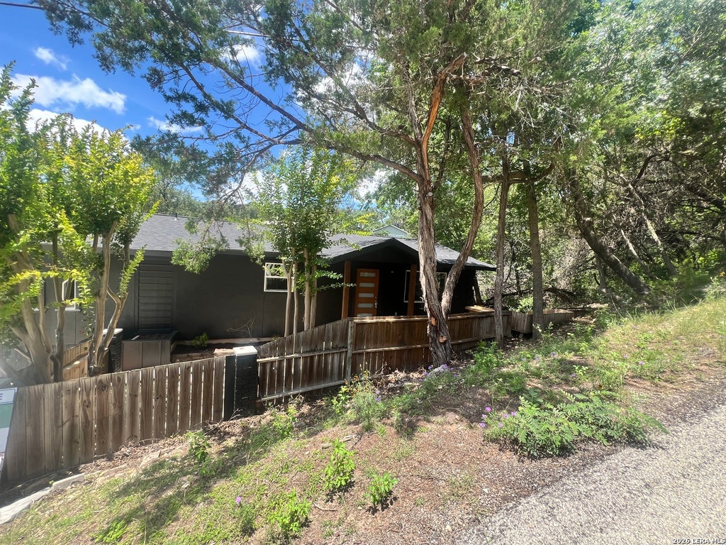 Photo of 1156 Deerwood, Canyon Lake, TX 78133 (MLS # 1952472)