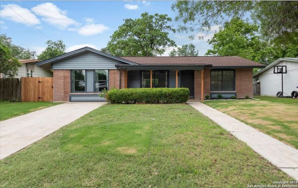 Photo of 3743 electra, San Antonio, TX 78218 (MLS # 1925503)