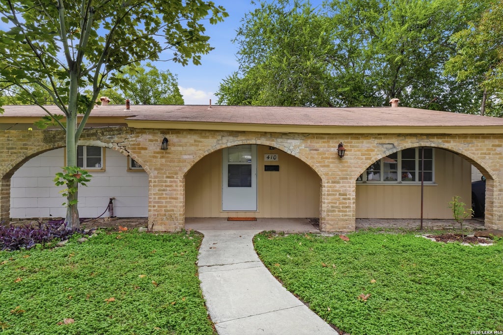 Photo of 410 North Dr, San Antonio, TX 78201 (MLS # 2023808)