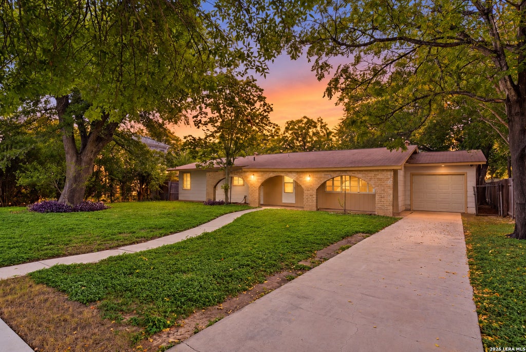 Photo of 410 North Dr, San Antonio, TX 78201 (MLS # 2023808)