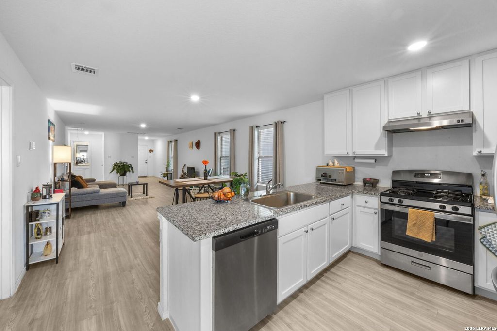 Photo of 7415 DONKEY VLY, San Antonio, TX 78252 (MLS # 1957026)