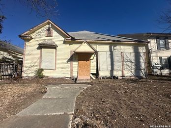 Single Family Residence at 1107 Burnet