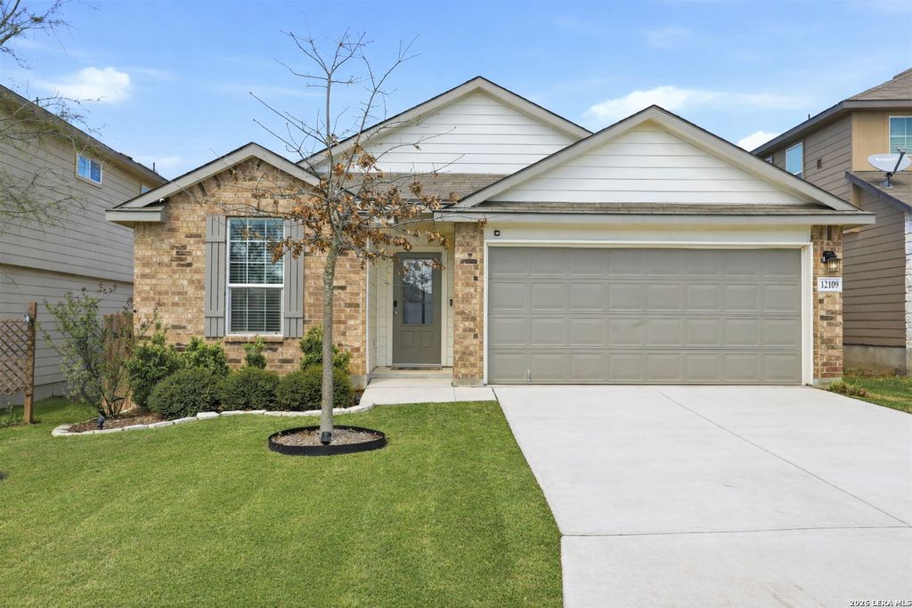 Photo of 12109 Old Onyx, San Antonio, TX 78245 (MLS # 1950344)