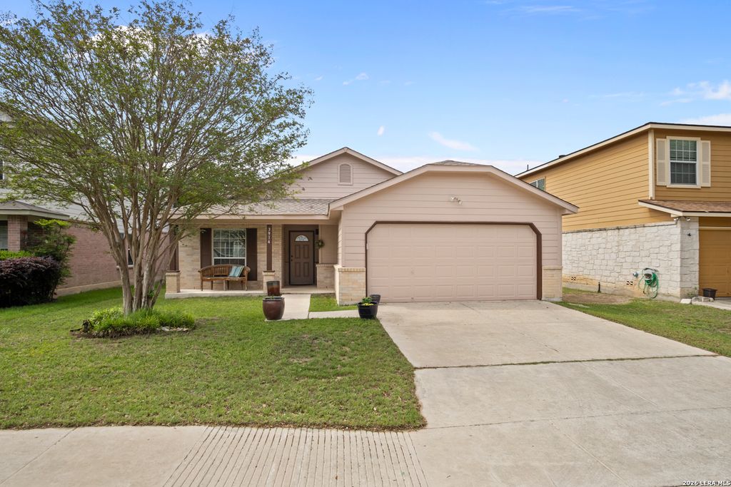 Photo of 3914 Privet Pl, San Antonio, TX 78259 (MLS # 1959366)