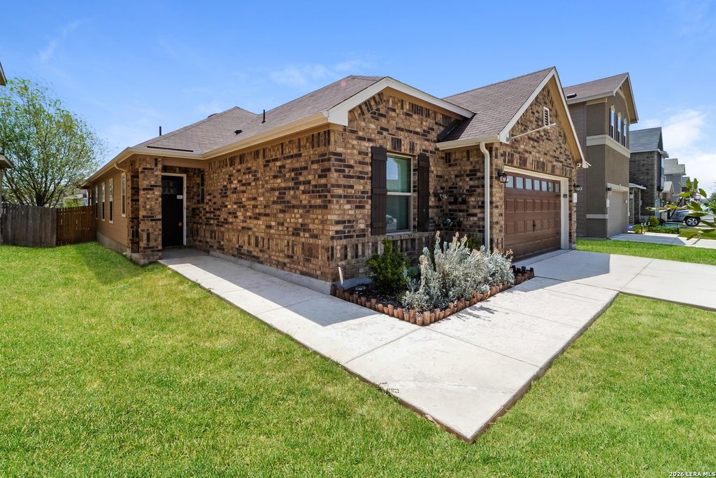 Photo of 3931 Gentle Meadow, New Braunfels, TX 78130 (MLS # 1955376)