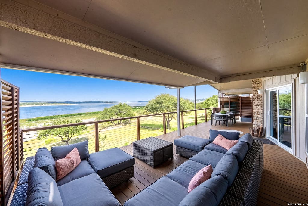 Photo of 1482 Stagecoach, Canyon Lake, TX 78133 (MLS # 1969603)
