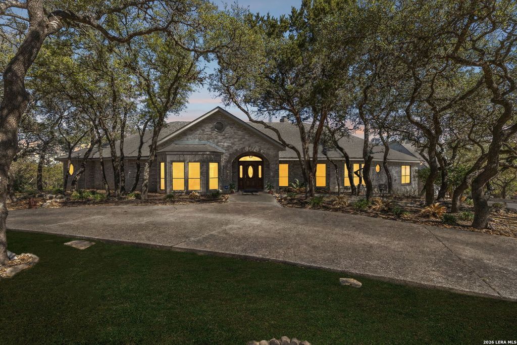 Photo of 9435 cross mountain, San Antonio, TX 78255 (MLS # 1949528)
