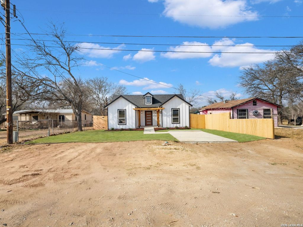 Photo of 14657 Main St, Lytle, TX 78052 (MLS # 1944096)