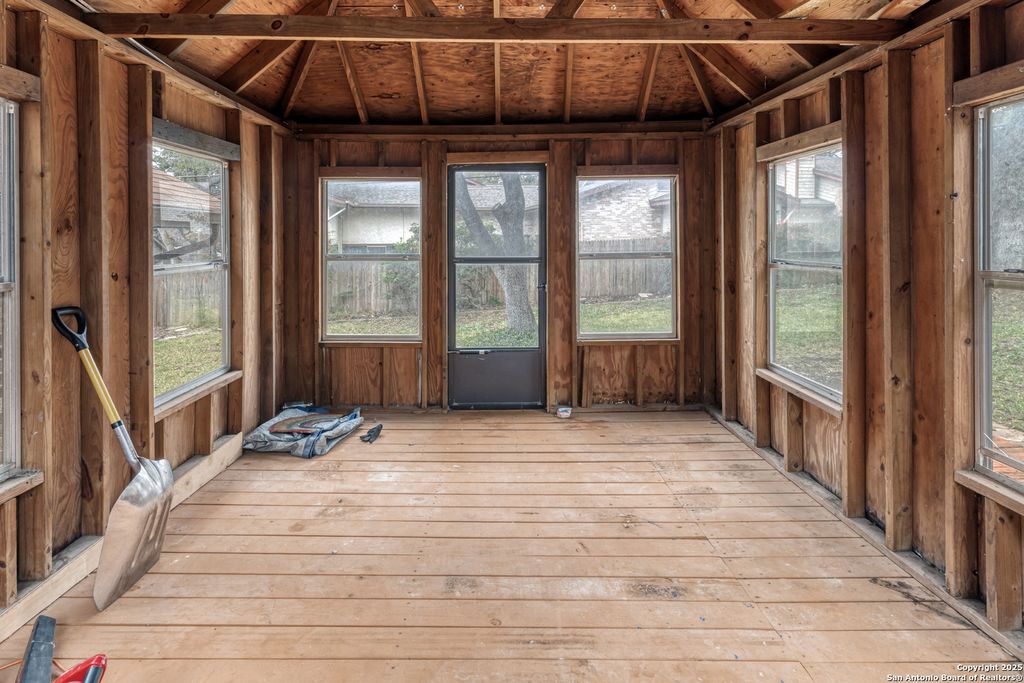 listing image 24