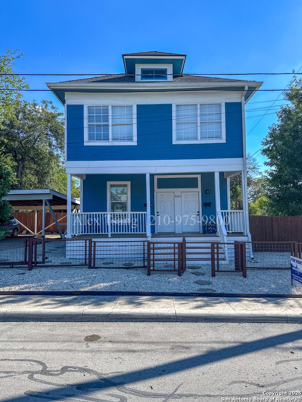 Photo of 802 Montana St 2 #2, San Antonio, TX 78203 (MLS # 1973723)
