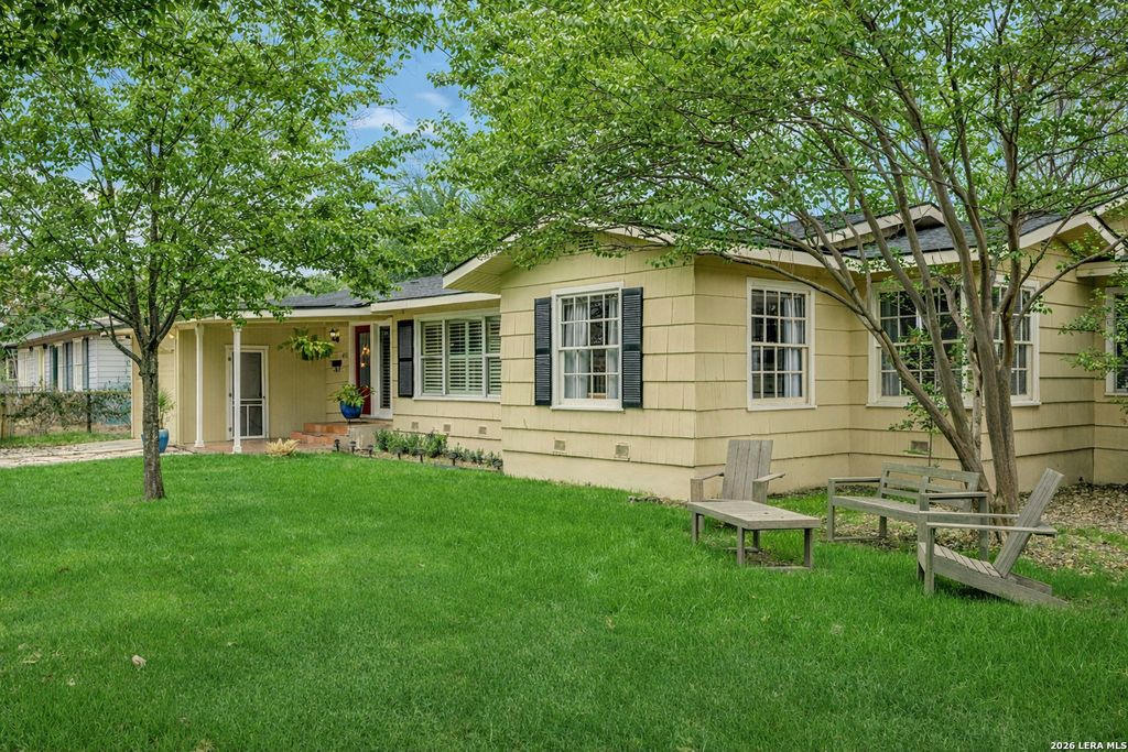 Photo of 411 Harmon Dr, San Antonio, TX 78209 (MLS # 1941440)