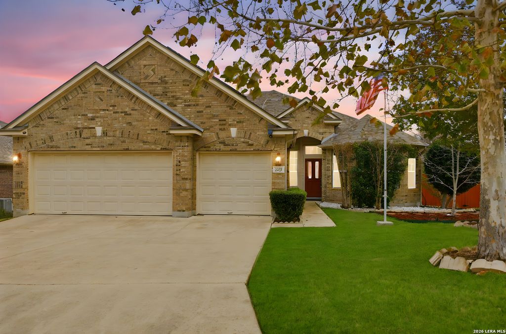 Photo of 1402 Mesa Crk, San Antonio, TX 78258 (MLS # 1933970)