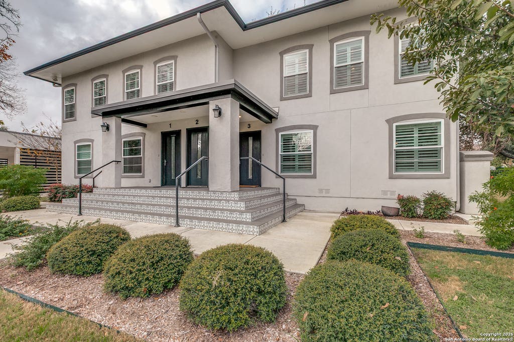 Photo of 488 E Olmos 3 #3, Olmos Park, TX 78212 (MLS # 2008112)