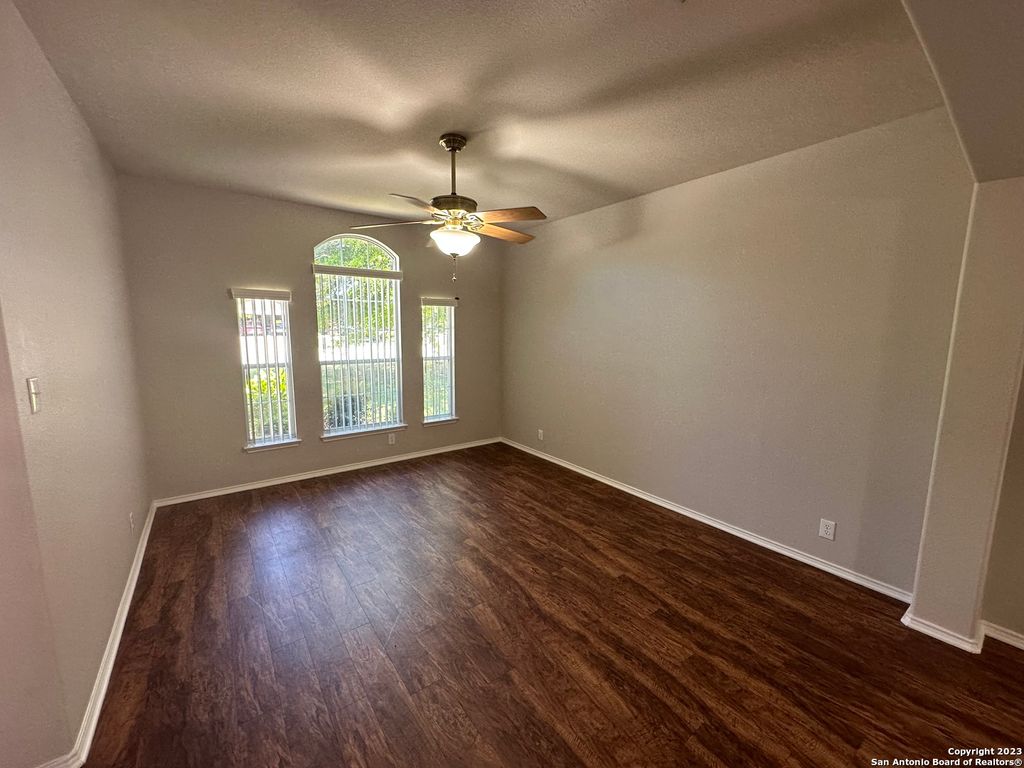 Photo of 116 SHADOW KNOLLS, Boerne, TX 78006 (MLS # 1952683)