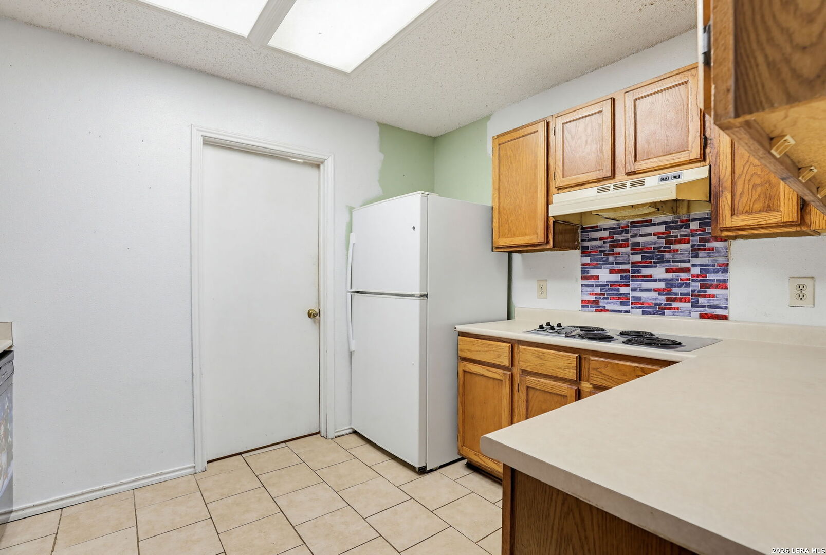 3162 Beacon Field