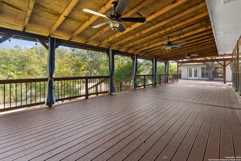 A home in Garden Ridge