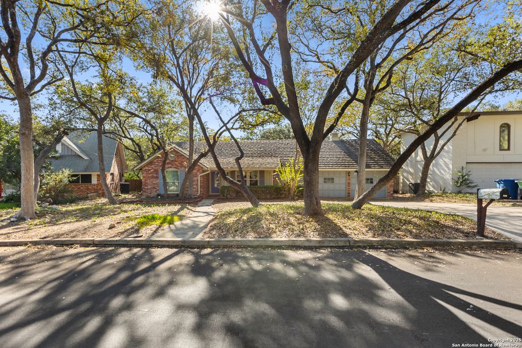 Photo of 3514 Red Oak Ln, San Antonio, TX 78230 (MLS # 1926429)