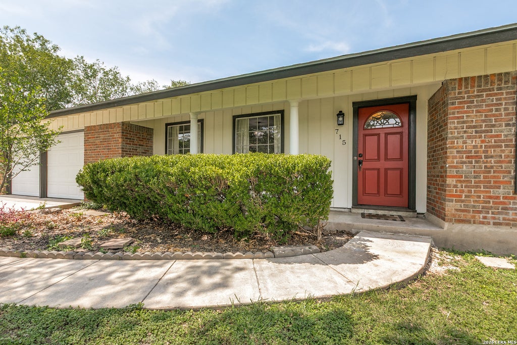 Photo of 715 E SUNSHINE DR, San Antonio, TX 78228 (MLS # 2003477)