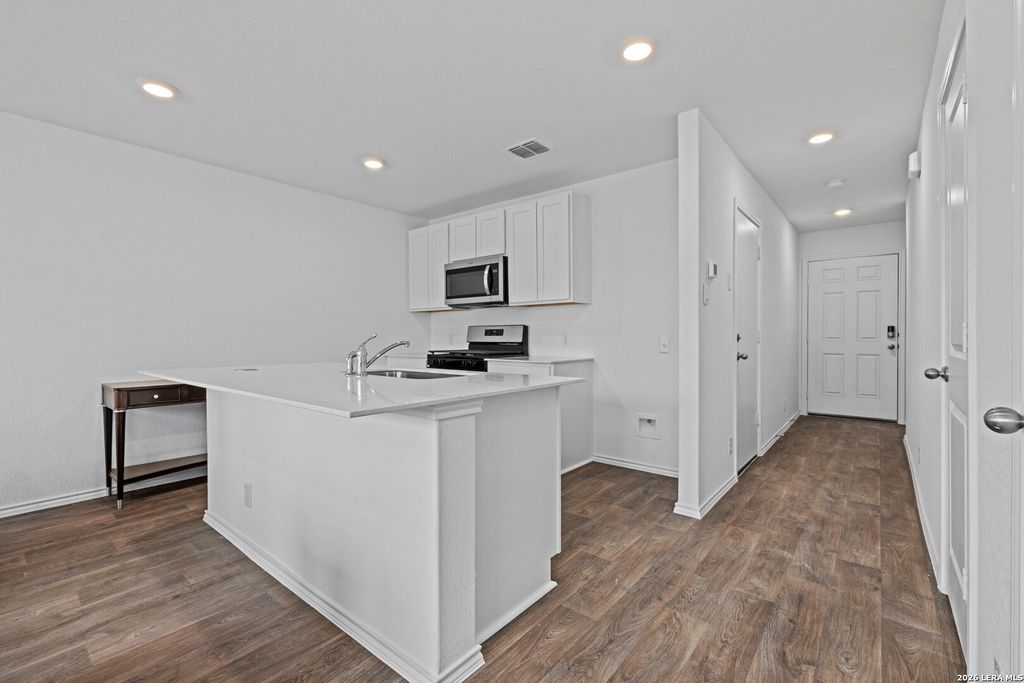 Photo of 5959 Celestite Bend, San Antonio, TX 78222 (MLS # 1944808)