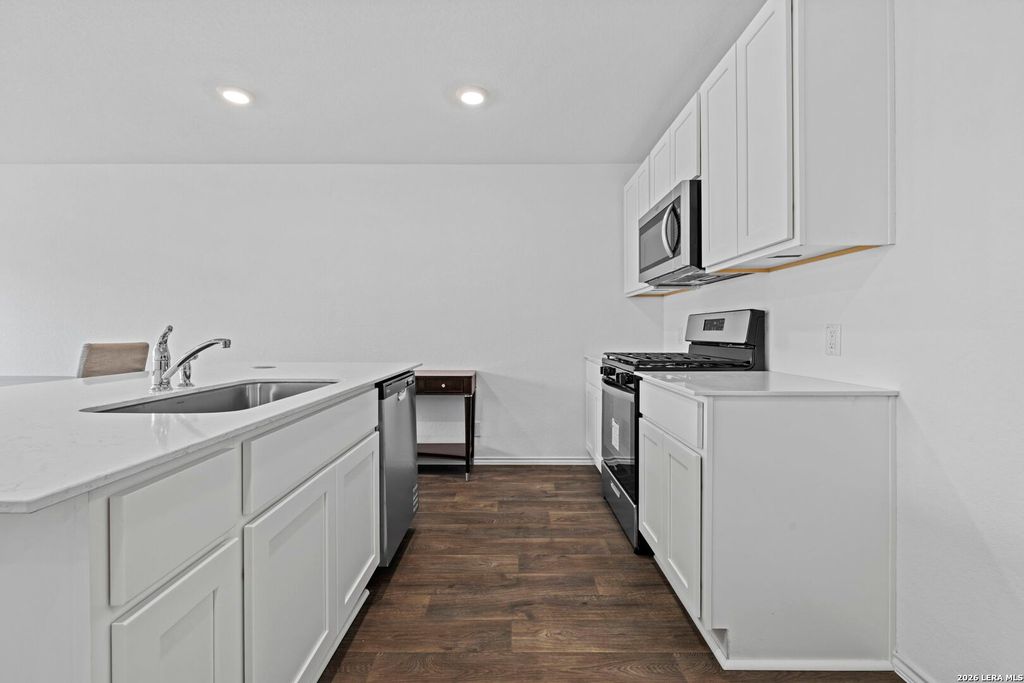 Photo of 5959 Celestite Bend, San Antonio, TX 78222 (MLS # 1944808)