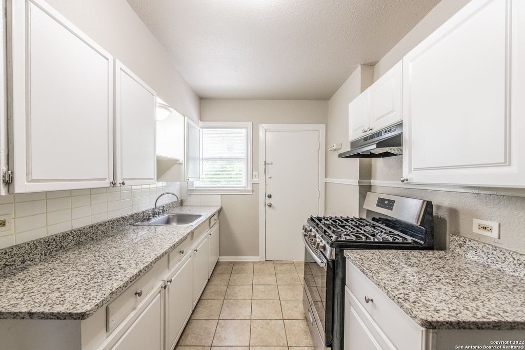 Photo of 217 Natalen 3 #3, San Antonio, TX 78209 (MLS # 1955479)