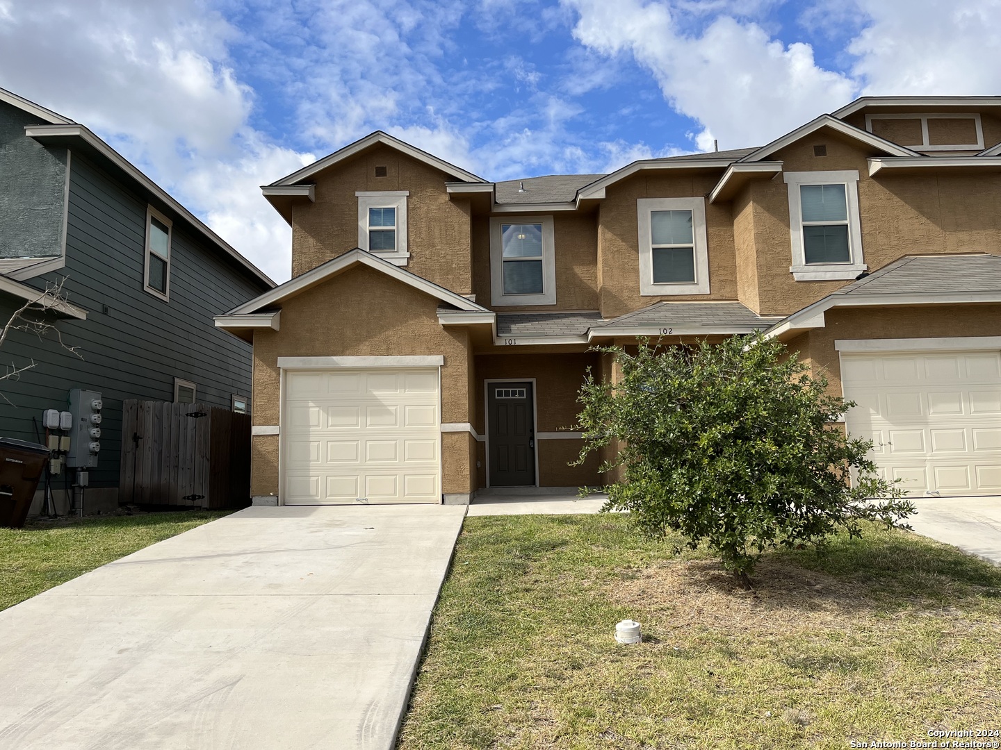 View San Antonio, TX 78244 multi-family property