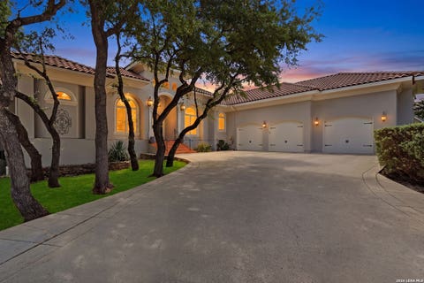 Property photo of 628 Long Mdw, Spring Branch, TX 78070