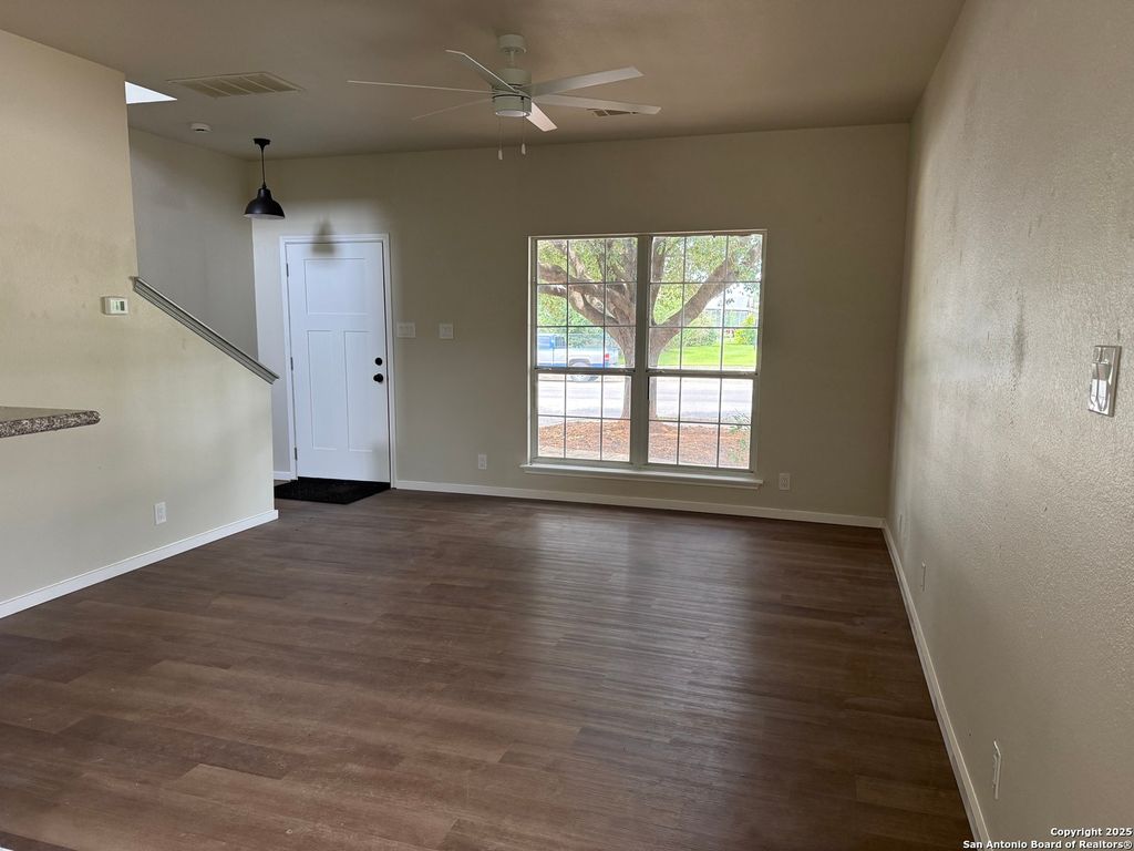 Photo of 938 Canyon Ridge, San Antonio, TX 78227 (MLS # 1925073)