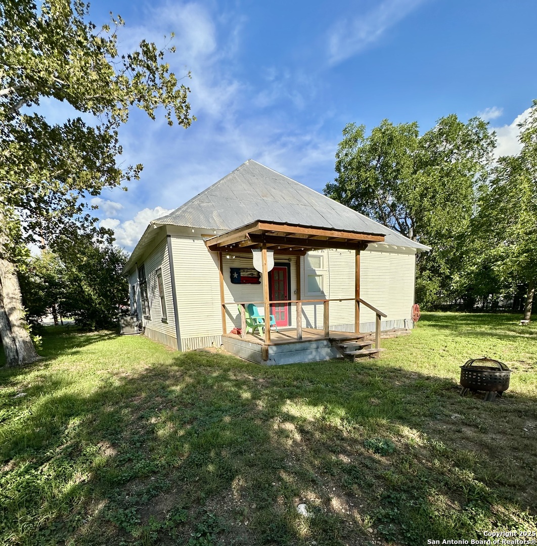 Utopia, Texas 78884, United States, ,Commercial,Active,161104