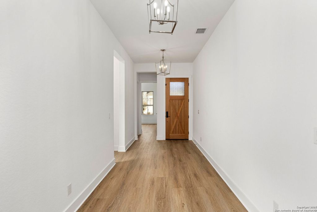 Photo of 125 SENTIDO, Boerne, TX 78006 (MLS # 1919446)