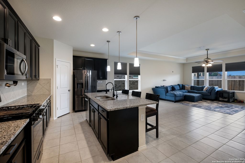 Photo of 113 Inverness, Boerne, TX 78015 (MLS # 1924490)